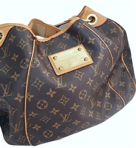 louis vuitton propriano discontinued